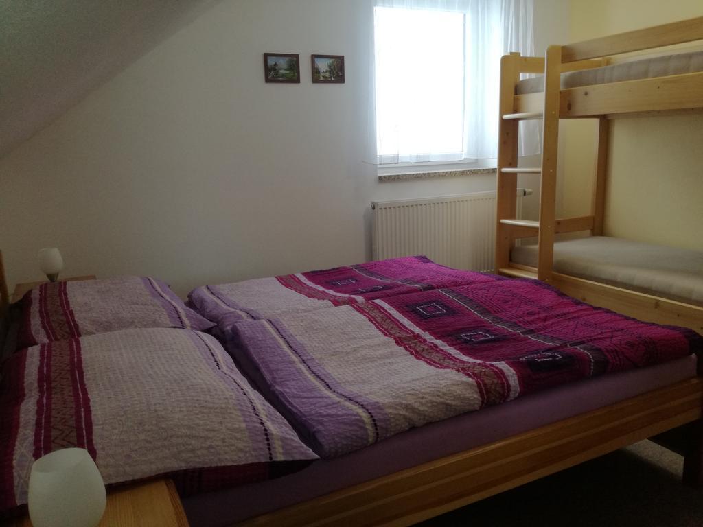 Apartman U Kovaru Kasperske Hory Bagian luar foto